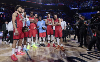 NBA：全明星賽改制 星辰隊擊敗條紋隊奪冠