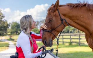 殘奧會騎手勞倫:在逆境中綻放力量