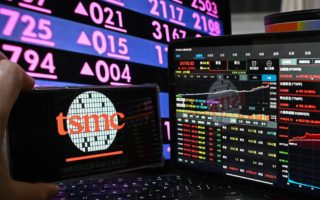 台股大涨927点收34700点 指数创历史新高