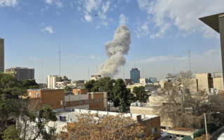 哈梅內伊被斬首 媒體人指中共遭到三重打擊