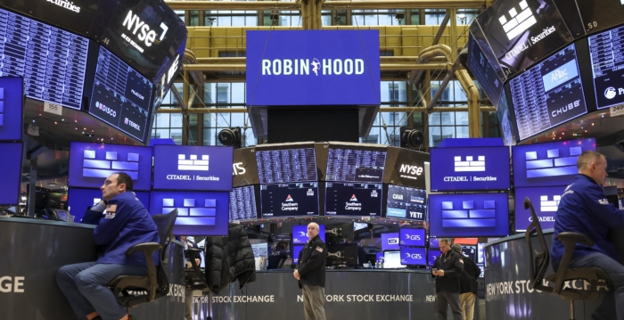 原油价格触及115美元 美股收复部分失地