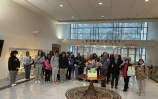 馬州Suitland High School體驗華府僑教中心春節文化導覽