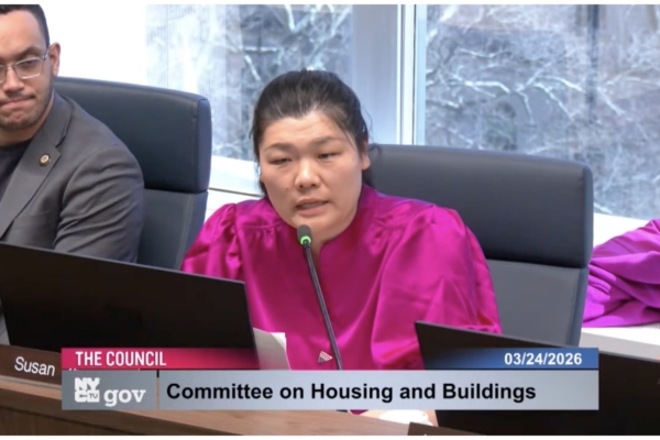 庄文怡听证会追问楼宇局：86街游民所项目涉造假