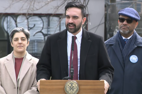 纽约市府推快速建房计划 三楼盘增300套平价房