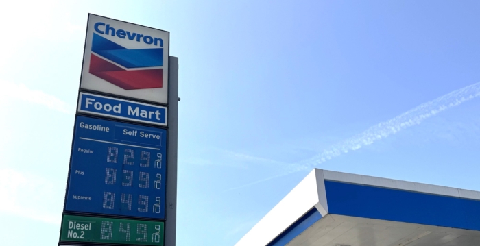 炼油厂关闭在即 加州惊现每加仑8美元油价