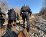纽约N线地铁惊魂：抑郁华女获救的背后故事
