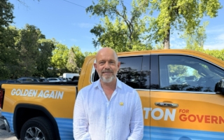 Steve Hilton主打降低生活成本　获川普公开支持