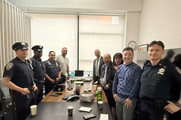华埠社区会晤警局 聚焦交通危险路段与街头乱象