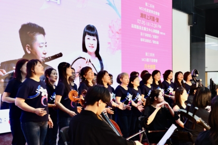 優樂合唱團和《魯冰花》和《感恩的心》兩首溫馨名曲,為記者會精彩開場,更是最佳宣傳。