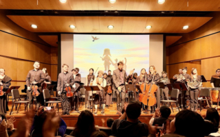 《彼得與狼》音樂會登場 數百名親子走進交響樂童話