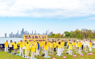 慶祝法輪大法日 芝加哥法輪功學員謝師恩