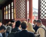 千百度：有感于记者在北京和白宫的体验反差