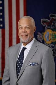 賓州參議院議員Anthony H. Williams。