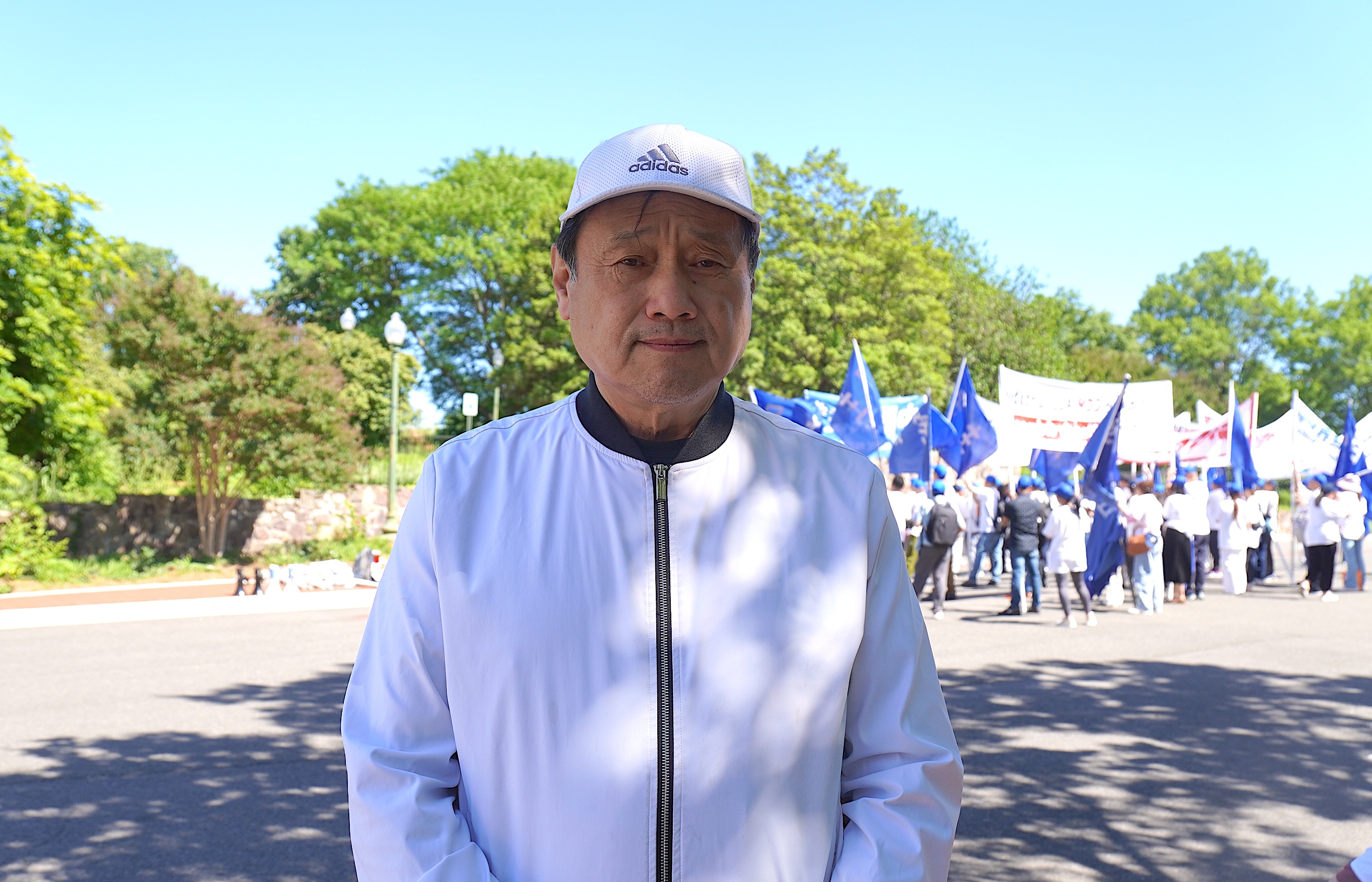 2026年5月30日,多个团体在华盛顿DC中共驻美大使馆前举行集会、游行,纪念“六四”抗暴37周年。图为中国民主党全国委员会共同主席王军涛。(李辰/大纪元)