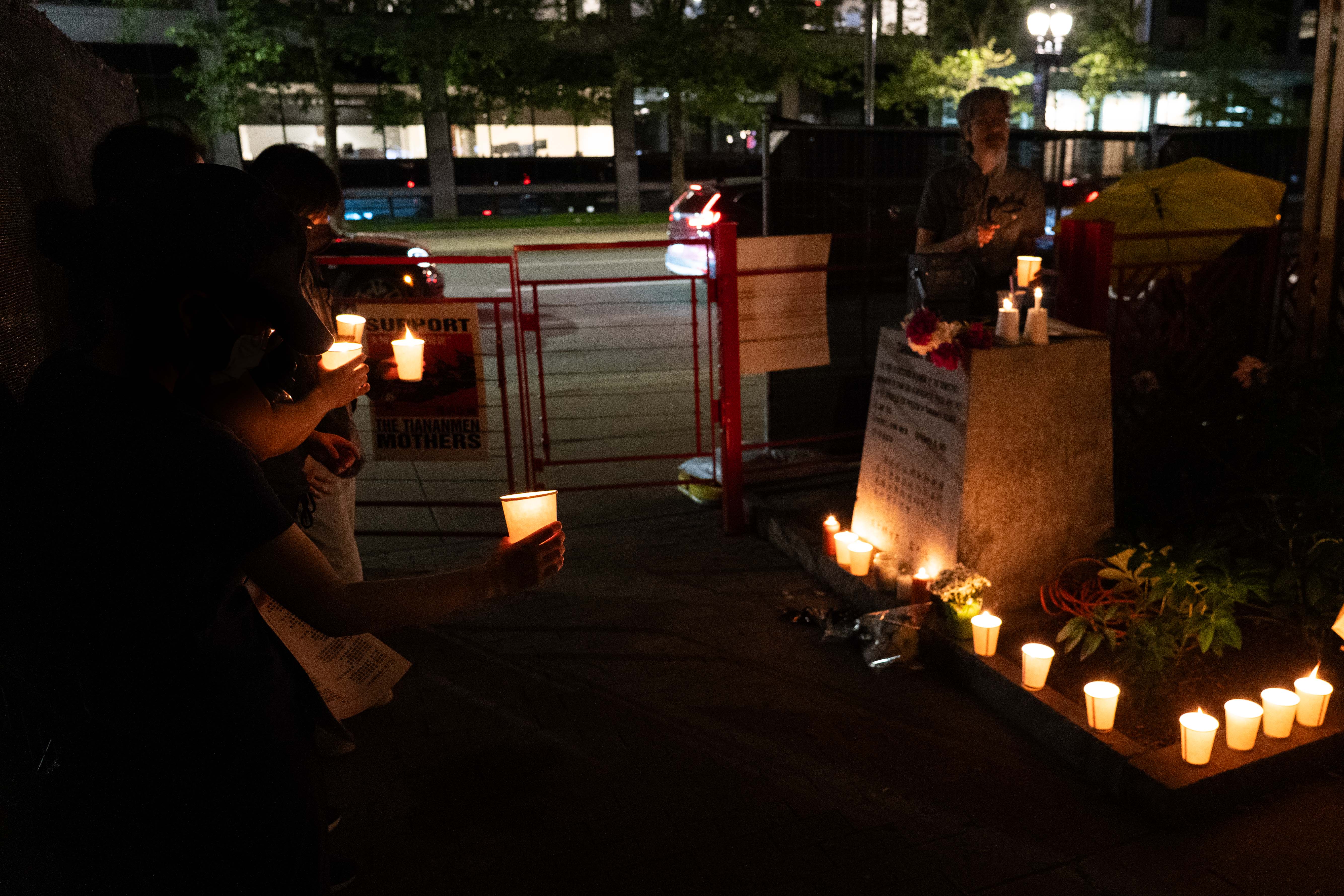六四」37周年波士頓民眾集會悼念遇難者| 天安門大屠殺| 天安門紀念碑