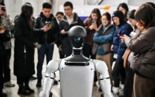 【名家专栏】与中共竞争AI 美须掌握主导权