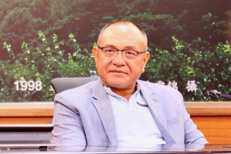 阿斌哥大愛協會創辦人李文斌議長議(聲音不適,特別由機要秘書李文星代表發言),感謝本次捐贈單位的愛心,能夠持續前進邁入第11年,協助把愛的種子散播出去持續茁壯,大愛協會創辦的宗旨,也希望有更多企業加入響應。