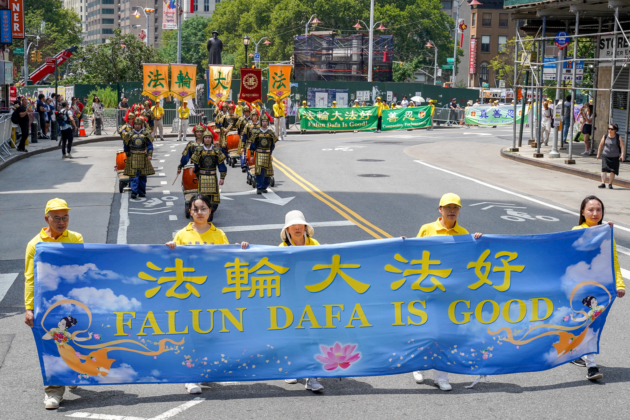 2026年7月19日(周日),上千名大纽约地区法轮功学员举行720反迫害27周年暨声援4.6亿中国人退出中共的大型游行活动。(张静怡/大纪元)