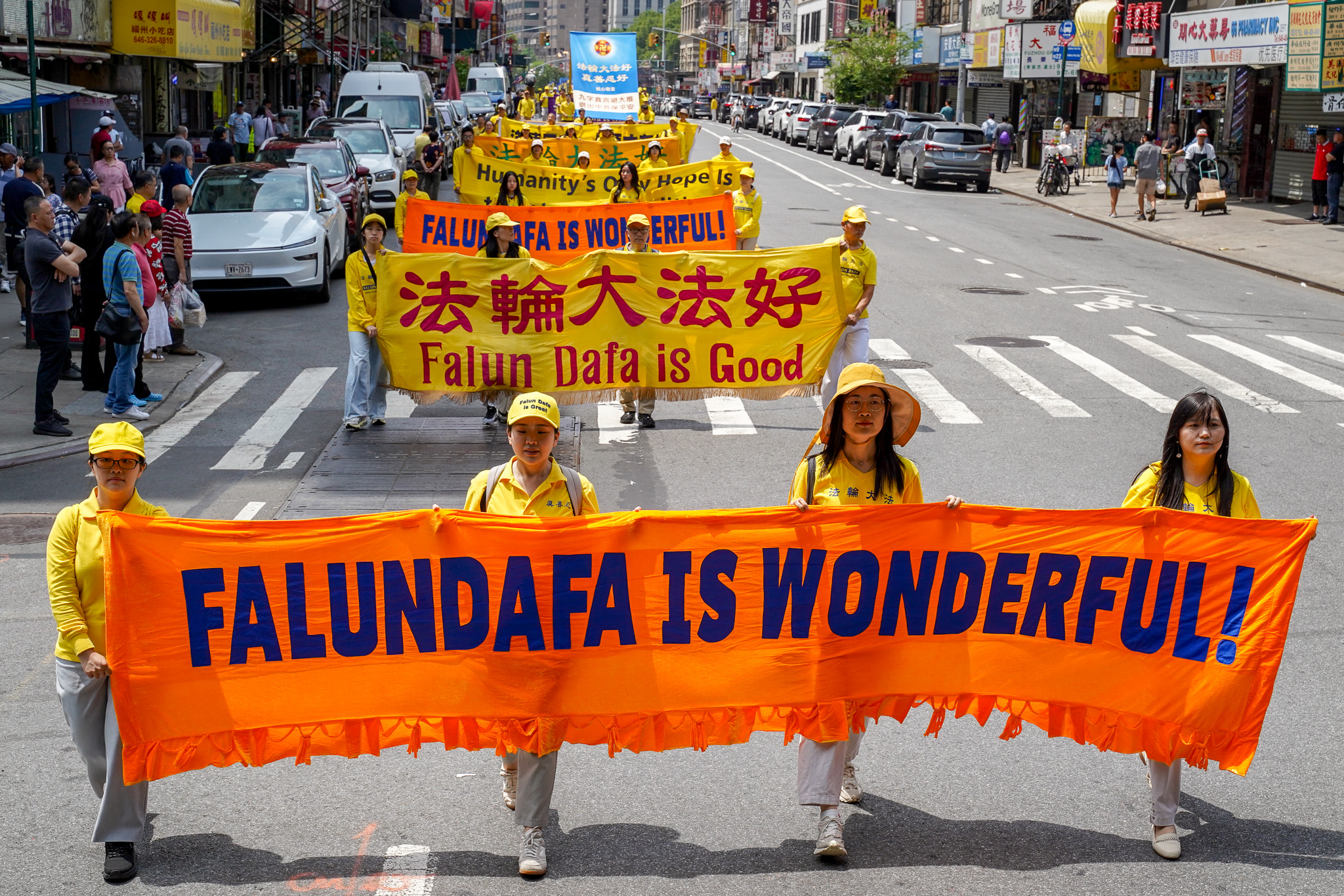 2026年7月19日(周日),上千名大纽约地区法轮功学员举行720反迫害27周年暨声援4.6亿中国人退出中共的大型游行活动。(张静怡/大纪元)
