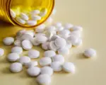 副作用被当成新病?“处方瀑布”让你越吃越多药