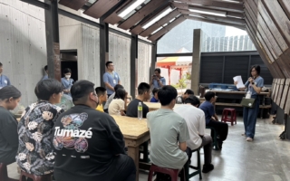 小小兵接力出任务！三义木雕养根行动8月15日启动
