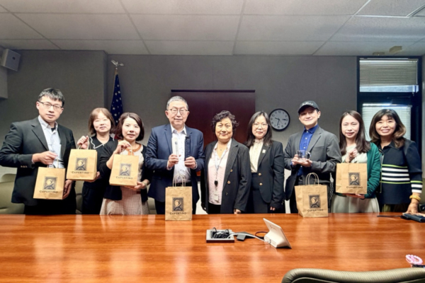 臺中榮總與Cupertino協會簽MOU 搭建灣區僑胞醫療橋梁