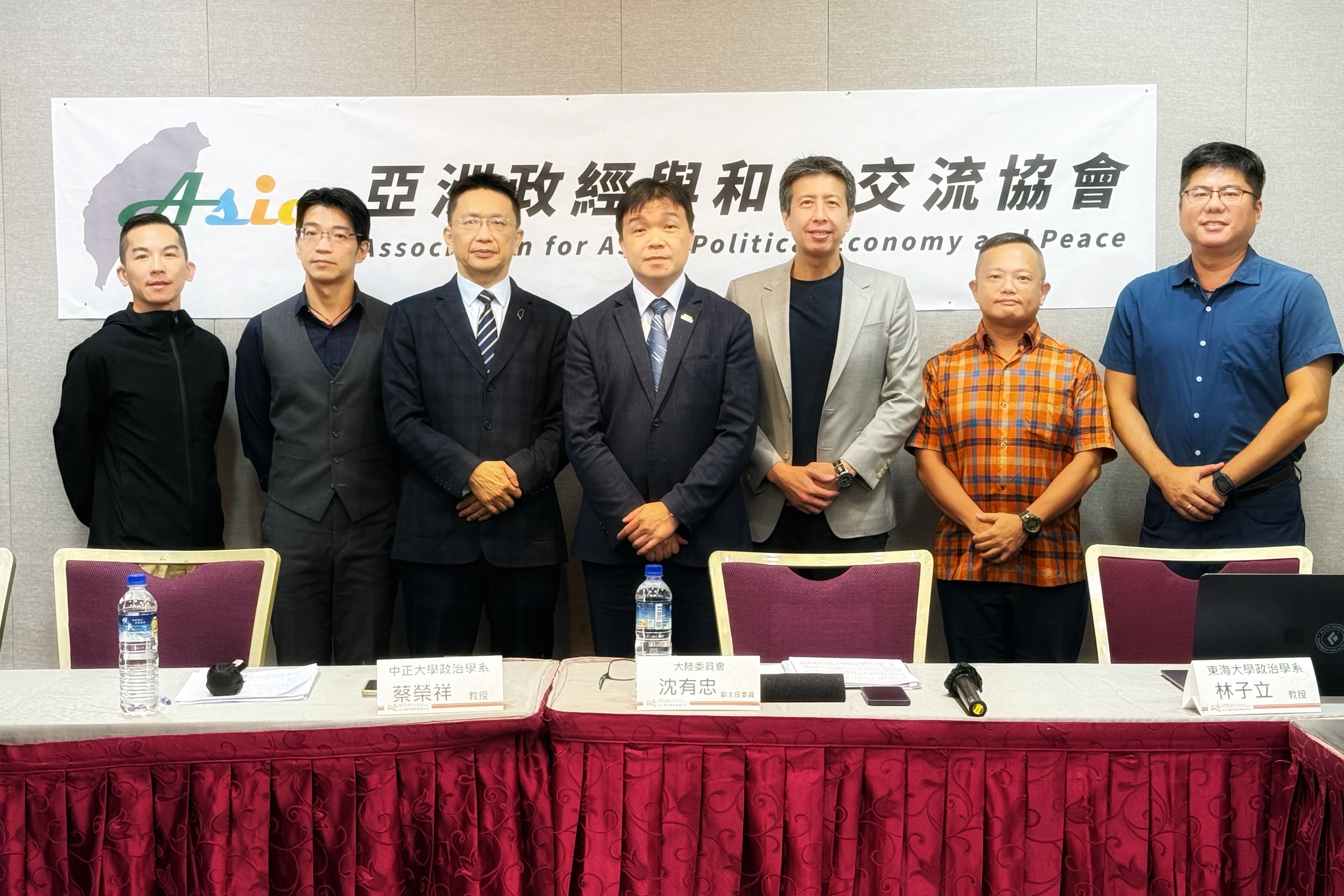 中共網管升級 台商帶空白機遭刁難