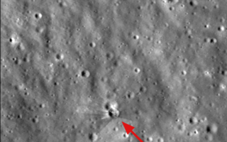 NASA公布SpaceX火箭殘骸撞月地點的首批影像