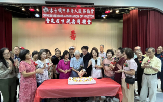 中华老人服务协会庆生 健康讲座迎乐龄生活