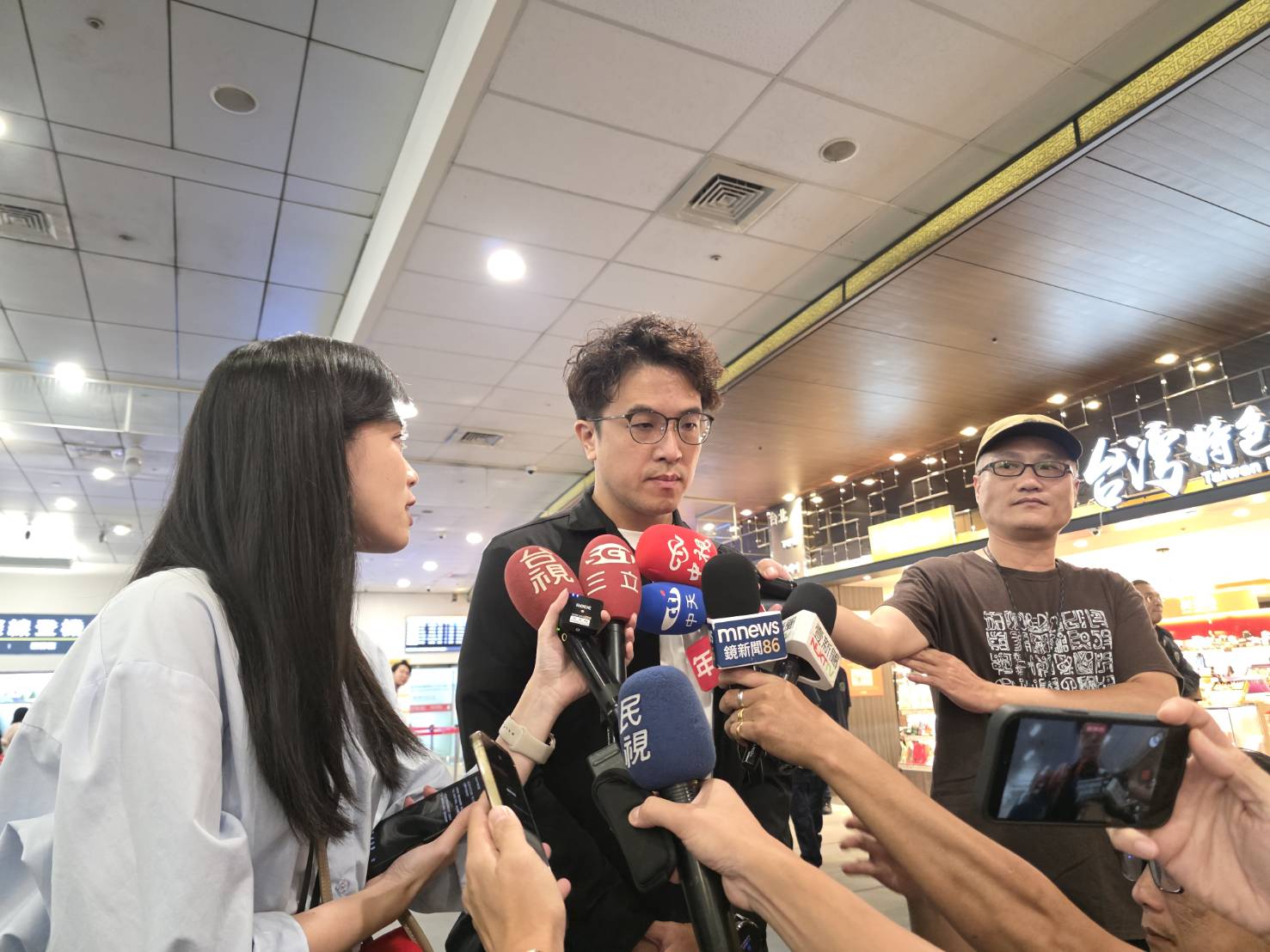 矢板明夫:政治人物跨陣營對話 健全台灣民主