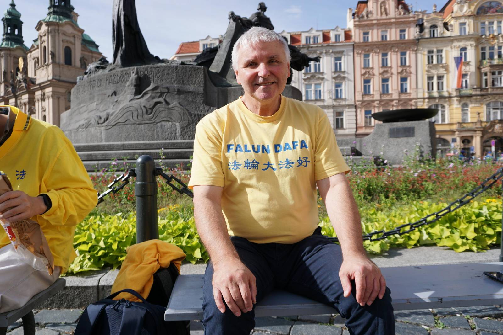 2026年9月,波蘭的法輪功學員Andrzej Marzec恭祝李洪志大師中秋快樂。(大紀元)