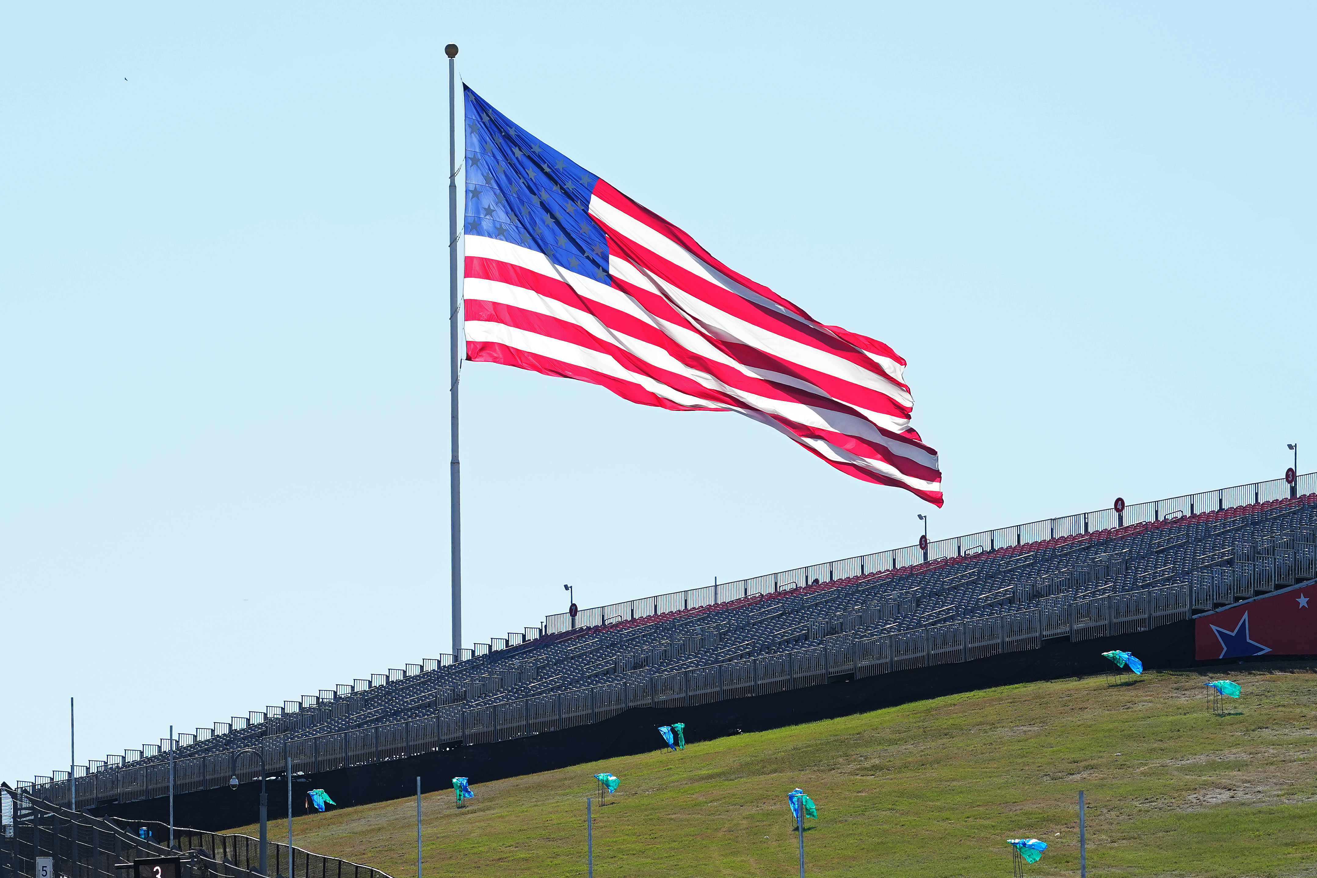 2026年10月25日,F1大獎賽美國站,在德州的奧斯丁美洲賽道(Circuit of the Americas)進行。賽道全長5.513公里,包含了20個彎道,賽道最大垂直落差有40.5米,最高設計時速為320公里。(Sona Maleterova/Getty Images)